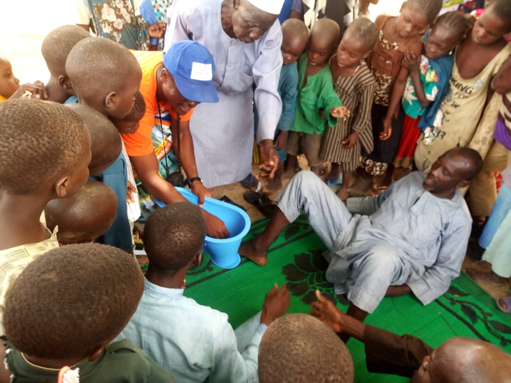 Promoting smart toilets option to heads of households as children look on during the UNICEF Sanitation Marketing in Northern Nigeria. #EndOpenDefecation #DiaryOfASocialWorker