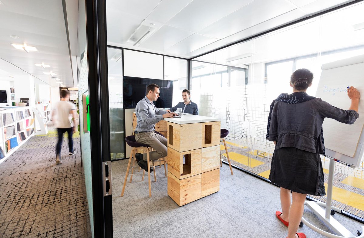 Interface_FR's tweet photo. Nos espaces parisiens sont les premiers en Île-de-France à être certifiés Gold @WELLcertified.
Ce label s'appuie sur des données mesurables concernant santé, bien-être & productivité des occupants.
#qvt #WELLBuildingStandard #weareWELL #bureaux #OPENOPUS
https://t.co/PvUsrkgZoc https://t.co/lLwWo0IgOK
