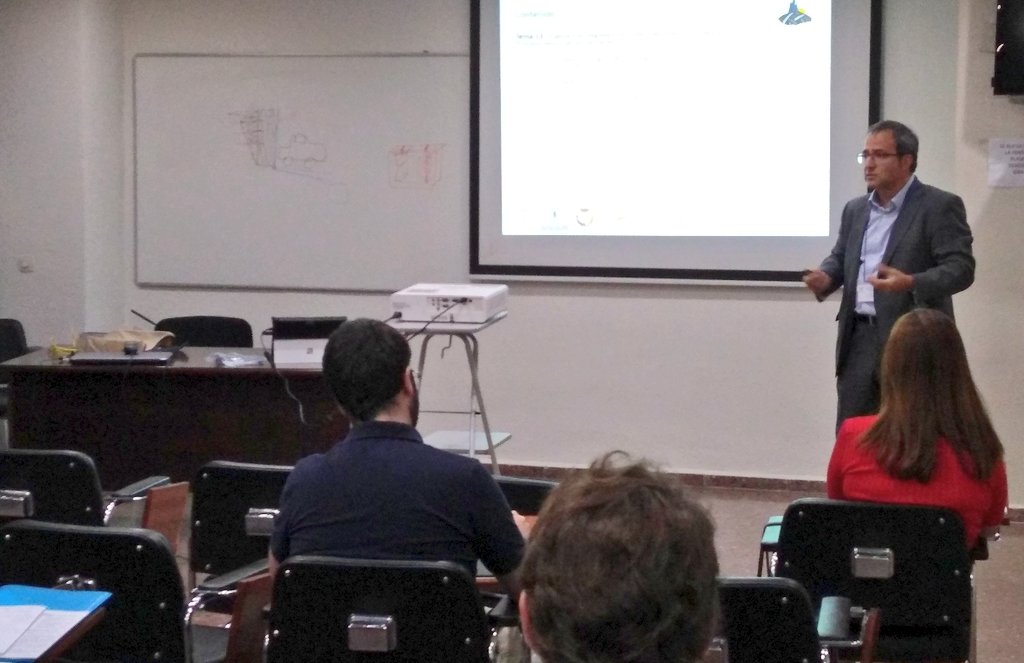 GeotermiaA's tweet photo. La geotermia integrada en el proyecto de #eficiencia edificatoria:
Principios de aprovechamiento
📌 Luis de Pereda @EneresEs
#Curso #Geotermia Aplicada
@FGP_ETSIME ⚒️🌱🎓
#energiasrenovables
📌 @EneresEs @Info_ecoforest @Uponor_ES #EDASU #IPMA @minasenergiaupm @La_UPM
#ODS https://t.co/IT7JjKnYdo