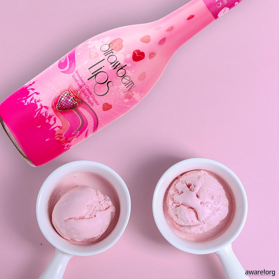 SL_SweetBeats's tweet photo. Chill out with some Strawberry Lips! 😍 😋 🍸
#StrawberryLips #KissofPink #Shotails #Cocktails #strawberry #drinks #lovepink #pinkdrinks #PinkMoments #femaledjs #Love #SweetBeats #StrawberryTequila #LovePinkDrinks #StrawberryLipsTequila https://t.co/oXFhEvfC4v