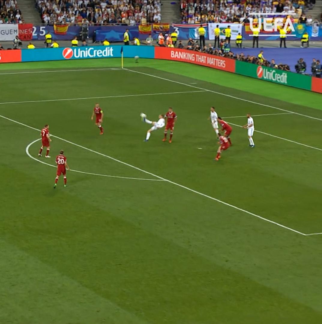 Happy 32nd Birthday to Gareth Bale!  Throwback to this OUTRAGEOUS goal! 