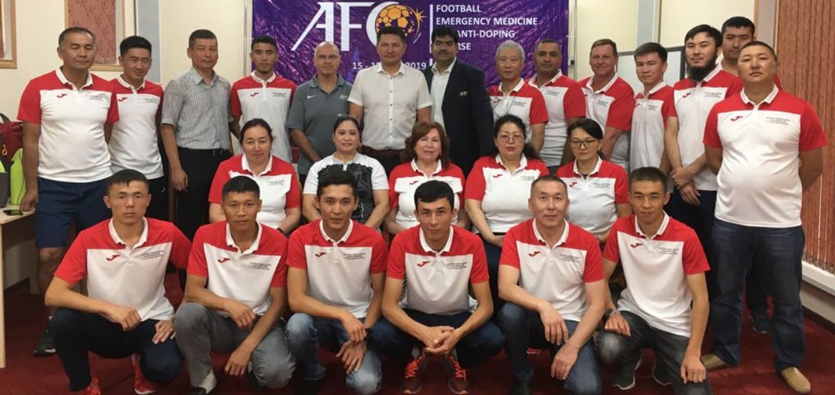 FIFAMedical's tweet photo. ⚽🌏 Shout out to the Asian Football Confederation @theafcdotcom for running a three-day football emergency medicine and anti-doping course in the Kyrgyz Republic from 15-17 July #FootballEducates #FootballNetwork 
👉https://t.co/zsyc8FI4io https://t.co/gkEJ0y69vp