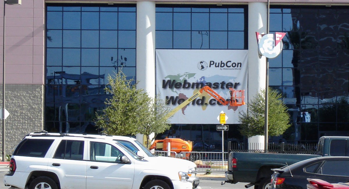 CT_SEO's tweet image. #WebmasterWorld 2005 in Las Vegas. You gave a great seminar. I was the guy that walked in and out. Tried to catch 3 seminars. Your style the same then as today.  Unique, genuine enthusiasm and knowledgeable. Great voice. Whiteboard Fridays got teased because I had to view!!