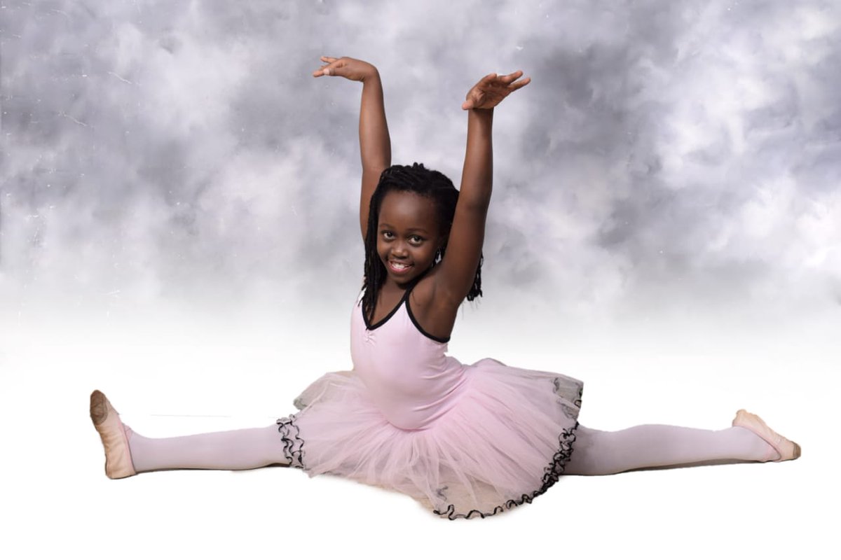 themtkenyatimes's tweet photo. 9 years old LOVELY WANJIKU KARANJA  A JUNIOR ACROBAT https://t.co/UAjBpxmNkx https://t.co/Q2e3hO4Vwe