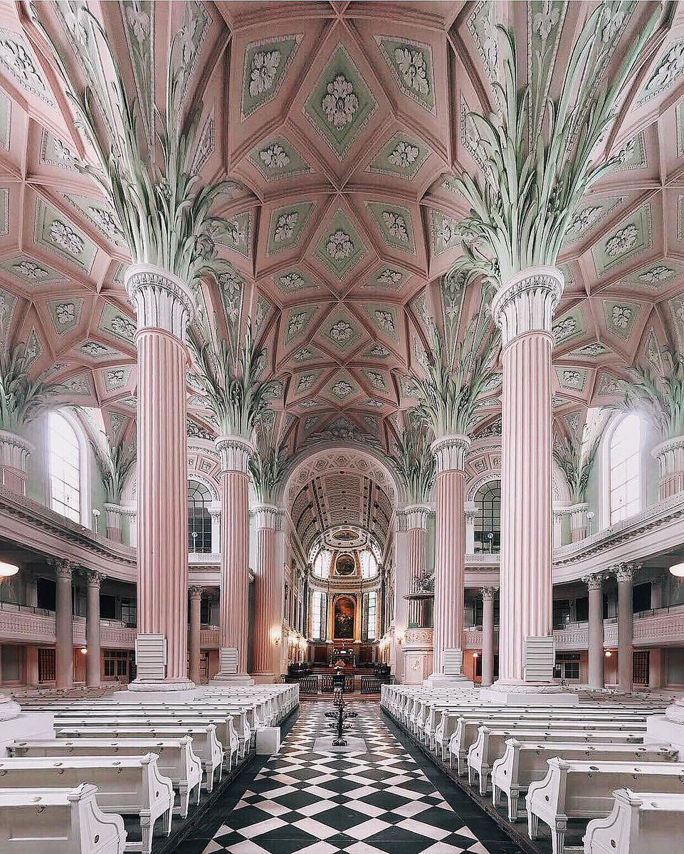 InnsidebyMelia's tweet photo. A Wes Anderson set or the St. Nicholas Church in the heart of Leipzig? Figure it out while staying with @innsideleipzig. #StayCurious (ph: @_thewanderlist & @Urayxor)
.
.
.
#INNSIDE #leipzig #igersleipzig #explorethecity #passionpassport https://t.co/zzv8t062ZS