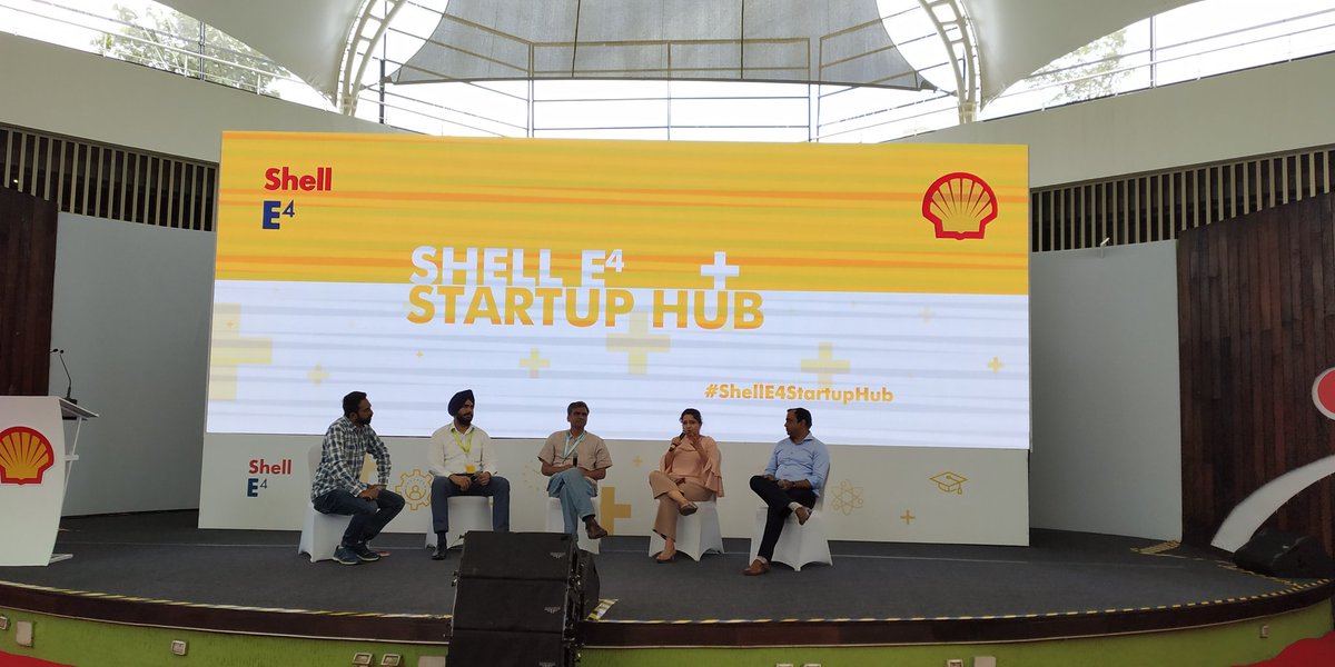 YourStoryCo's tweet photo. "Government funding can usually be seen at early stage (for R&D) and then there's a huge gap before private companies come into picture," says Ananya Chandra (@_AnanyaChandra), AVP (Innovation, Ayushman Bharat) Invest India (@investindia).
#ShellE4DemoDay @Shell_India https://t.co/TwqdPXai7y