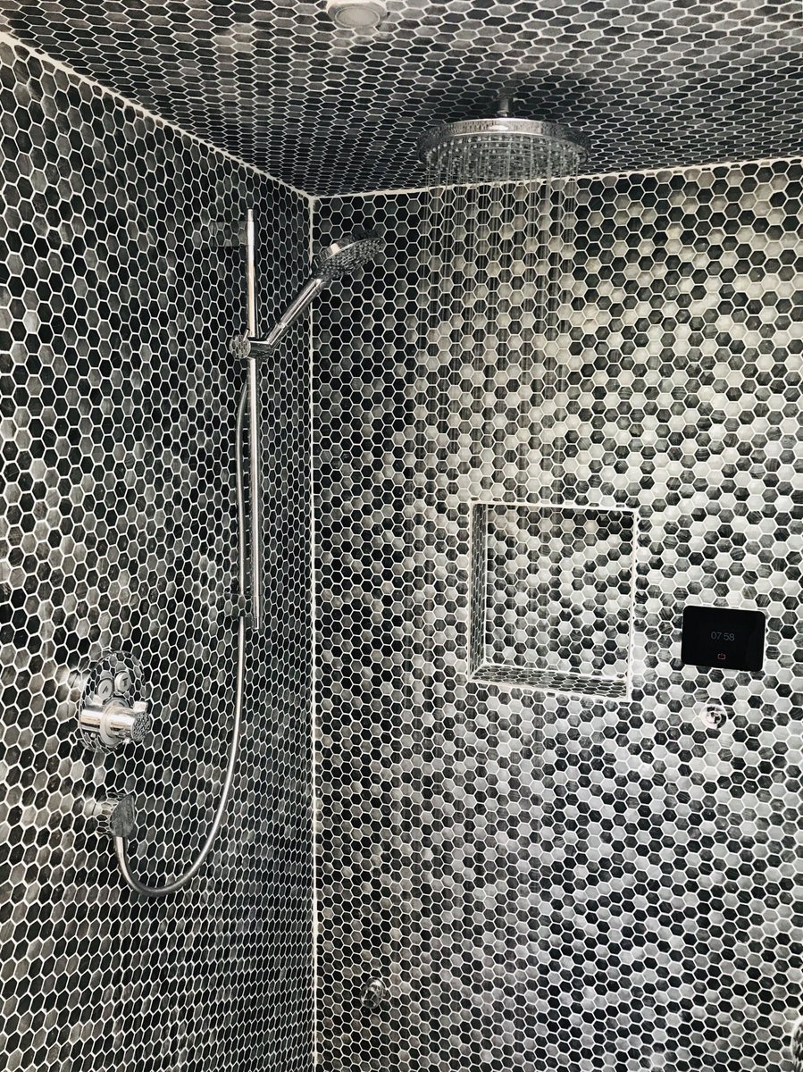 MDLPlumbing's tweet photo. Just finished this steam room. Love these mosaics, tiler said they were a nightmare to fit........ https://t.co/uBhUa50pap