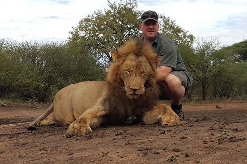 'Only' Brit trophy hunter to kill "Big Five" claims he is a 'conservationist' mirror.co.uk/news/uk-news/o…