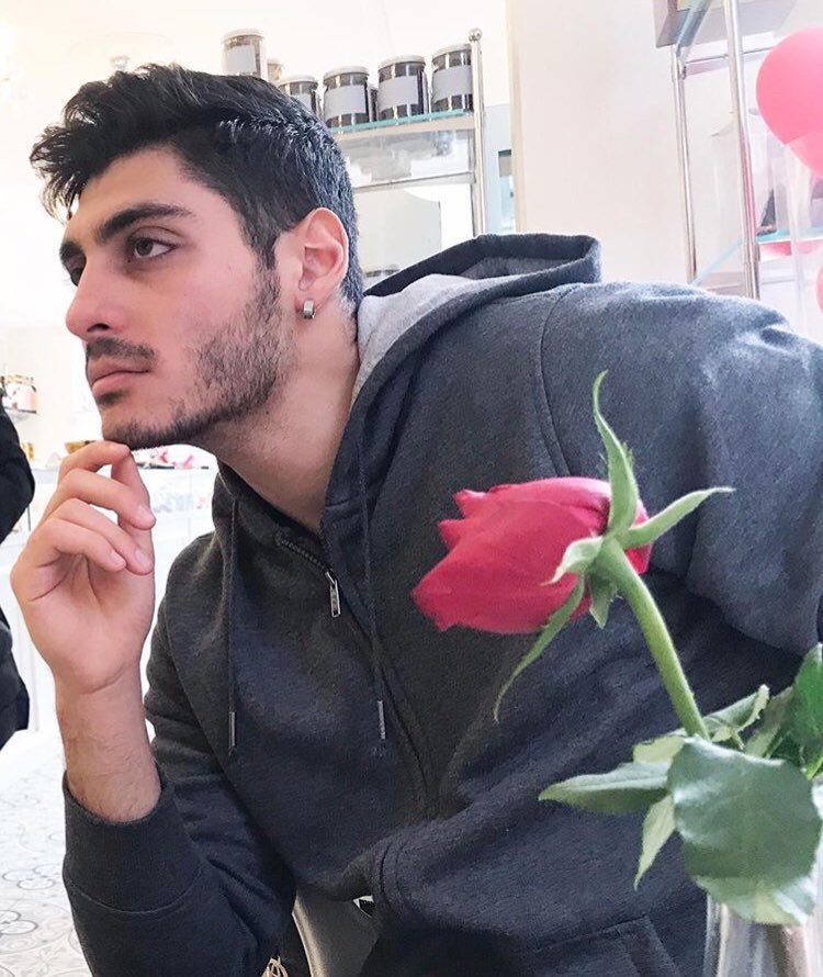 90sjblover's tweet photo. Ilaria: "Filippo io adesso voglio vivermi Temptation Island, voglio vivermi Javier te lo dico sinceramente" 
COME TUTTE NOI ILA, COME TUTTE NOI MADONNINA DEL CIELO #TemptationIsland https://t.co/gKf2rkb3Vh