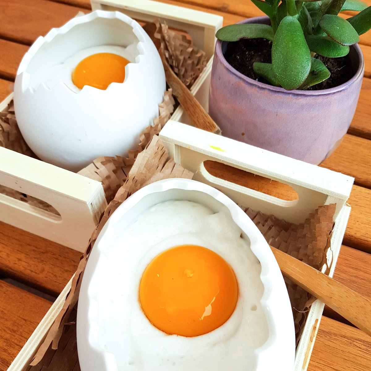 BreakfastLDN's tweet photo. Shree Mitra tried out brunch with a Brazilian flair at @SUSHISAMBA Covent Garden (spoiler: there's an acai bowl that looks like an egg) → https://t.co/FklOHbhKs1 https://t.co/DMaAZIhiA3