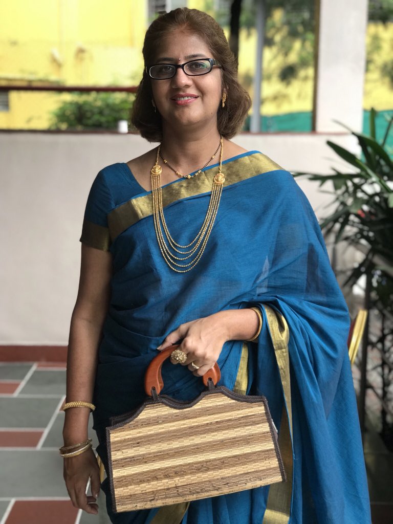 anaghapp's tweet photo. #SareeTwitter #LateKate https://t.co/IOQ9HnYYZr