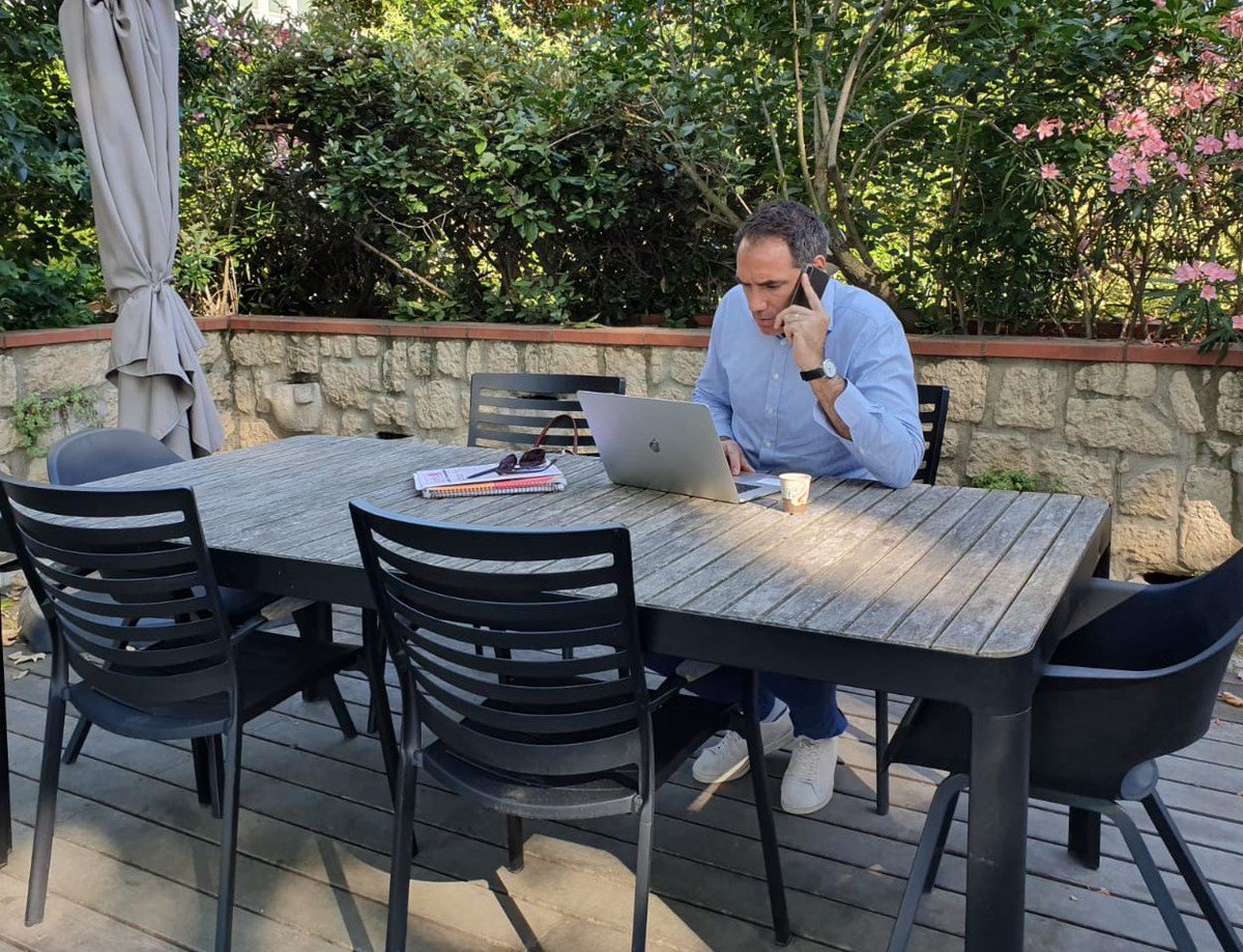 keops_toulouse's tweet photo. Avoir une terrasse qui complète ses #bureaux... c'est pas 1 mais plusieurs bonnes raisons que nous vous dévoilons ! https://t.co/HcCQuEu9xp #immobilier #corpworking #collaboratif https://t.co/SqqoGdEcsf