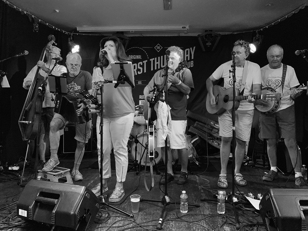 Celtic Heartbeat <a href="/HeartbeatJim/">Celtic Heartbeat</a> had a great time playing the James Figg <a href="/TTMFest/">Thame Town Music Festival</a>  If you were in the audience, you were magnificent! Our next gig is in the Big Club on the Saturday at <a href="/towerseyfesti/">Towersey Festival</a>. 
#raisetheroof #wethrewapartyandverybodycame #fortheloveofmusic