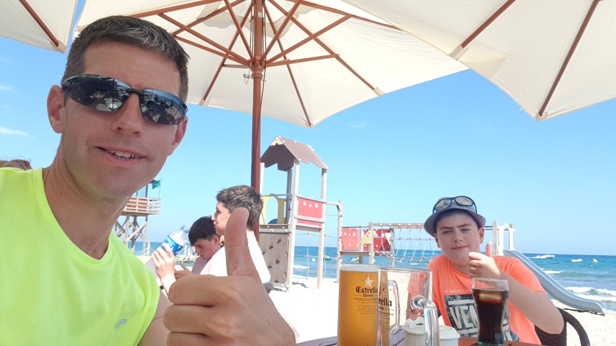 Nothing to see here, just a normal Tuesday. #estrella