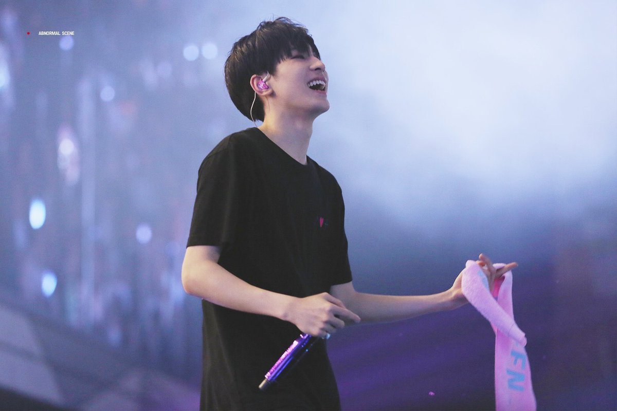 h_h926's tweet photo. 🦊 💜

#Happy_Wonwoo_Day
#달빛보다_예쁜_원우야_생일축하해 https://t.co/NpYAy4P6OS