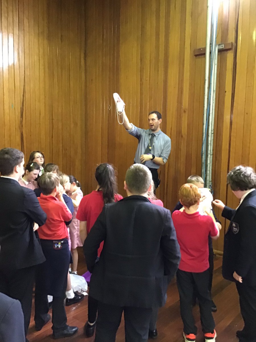 Belmont_School's tweet photo. Thanks to @StarlabDome for bringing us the inflatable planetarium as part of our Astronomy project😎we invited some of our #partnerprimary students to take a look. While they were here we experimented to see if we could land an egg without breaking it! #projectweek19 #transition https://t.co/GRr0cuGSH6