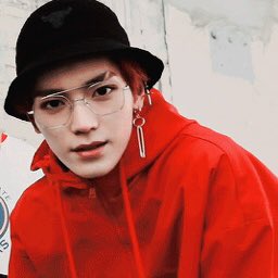 <a href="/teamjohnyong/">ทีมจอห์นยง (ปิดครับ)</a> : อิ้งค์จ๋าย @fendibtaeyongx 
: แทยง
: รักนะคะคนดีของฉัรน
: บ่อยครับมั่นใจ ! ! !