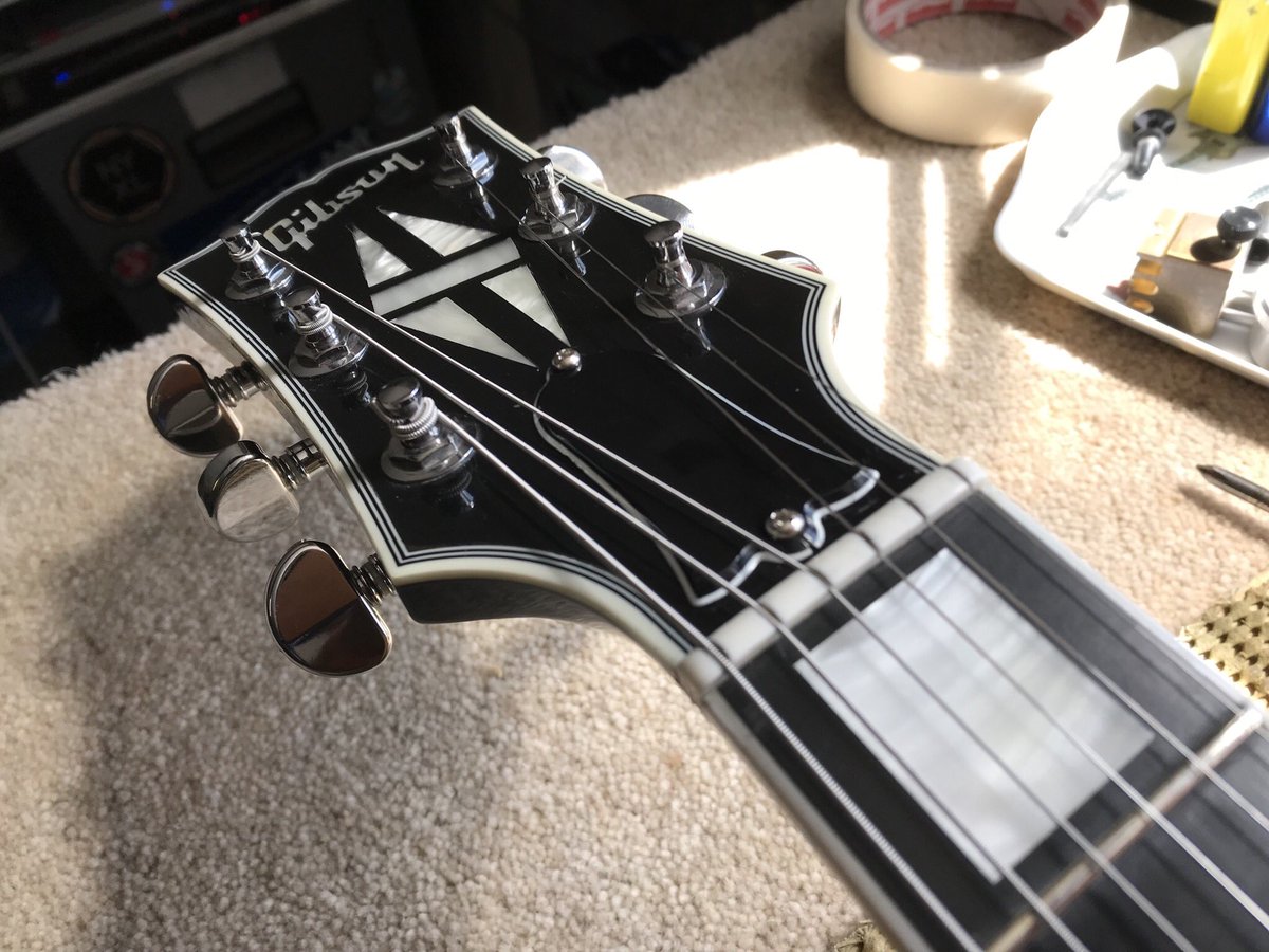 ABGuitartech's tweet photo. Gibson Midtown in for a new top nut and service a few weeks back.. #gibson #gibsonmidtown #guitartech #guitarrepair #topnut #guitarsetup https://t.co/WudpkmOLZ4