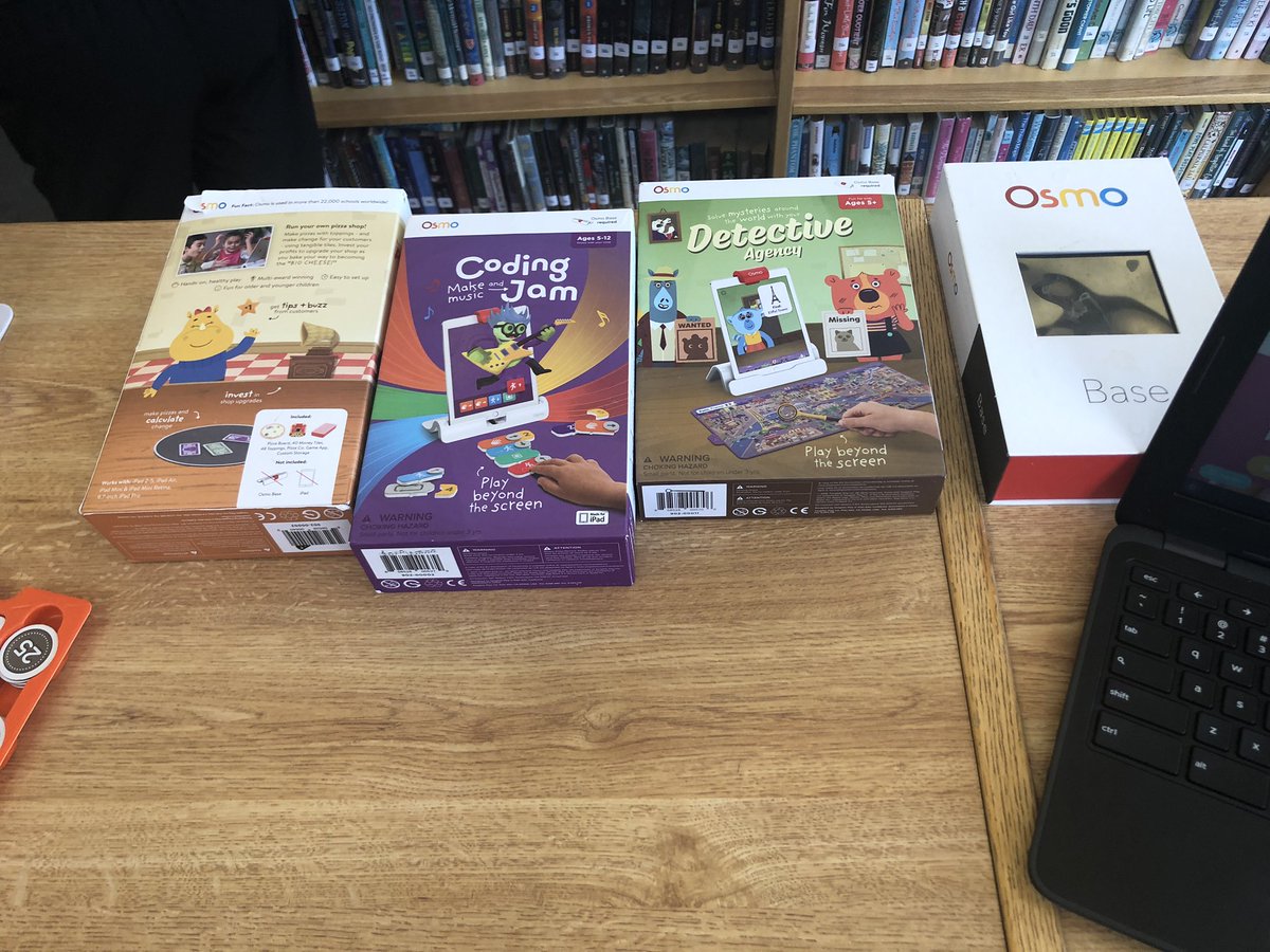 FLMSBenjaminELA's tweet photo. So much to check out from the @bcsdtechnology lending library! #bcsdbootcamp https://t.co/wG9oX6ZlS0
