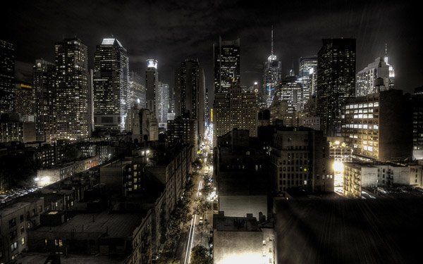 SkylinePics's tweet photo. New York City at night https://t.co/bRmOKXXYbF