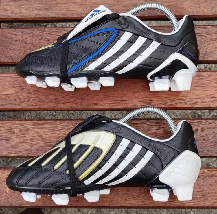 Retrobootsie's tweet photo. Adidas Predator Powerswerve FG
*sample colourway*
UK5.5
________
These look incredible! Very slight differences to the retail version. Can you spot them?
________
#adidas #predator #powerswerve #adidaspredator #predatorpowerswerve #adidaspredatorpowerswerve https://t.co/exFtwt9Mss