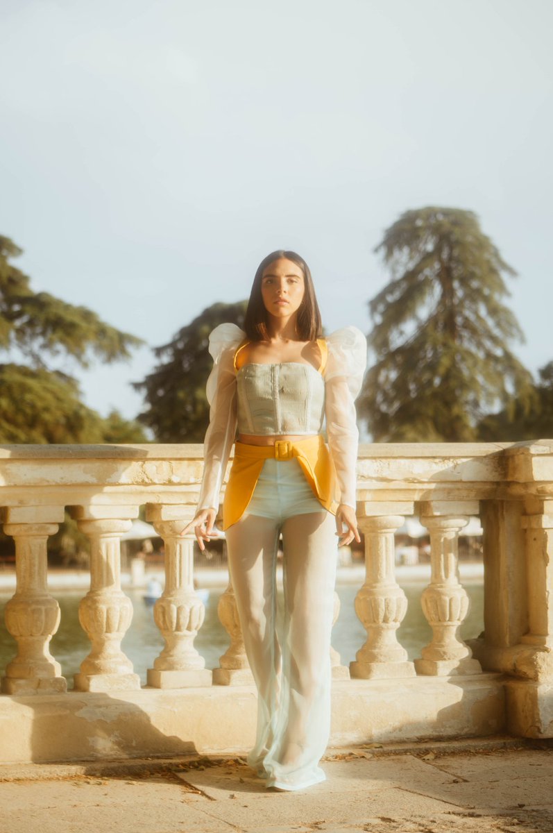 LidiiDM's tweet photo. 'Weaving the untold'
S/S20 collection
Niobe https://t.co/KAqLnpul33
