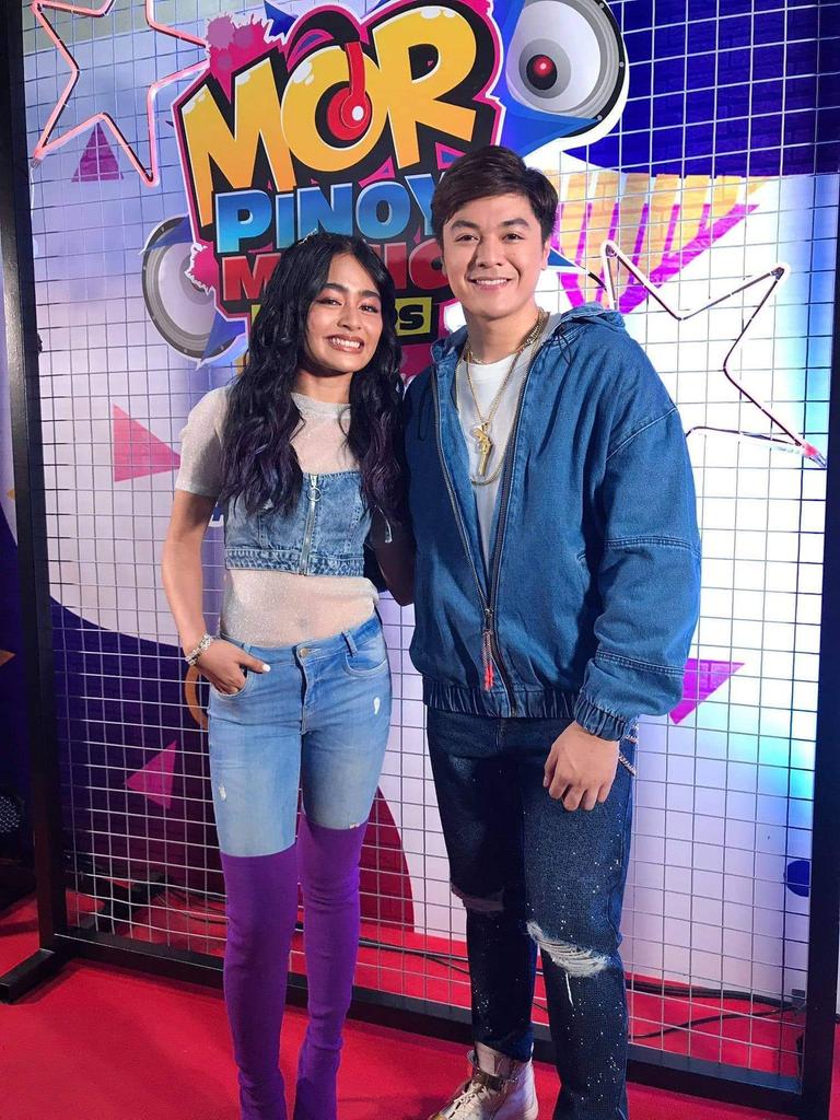 VivoreeU's tweet photo. KierVi in one frame!!!

#KierViAtMORAwardsNight https://t.co/mTjT7AoWnJ
