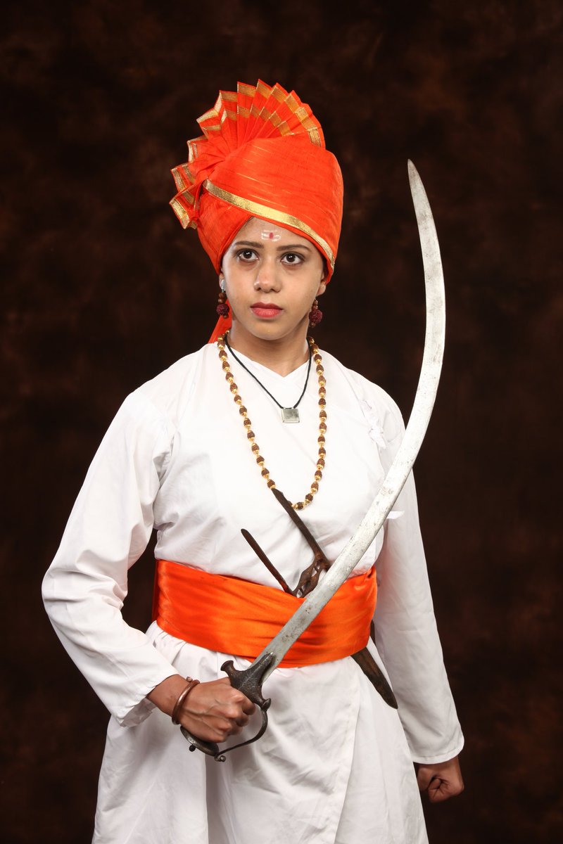 ArchaeoGiri's tweet photo. इतिहास अभ्यासामध्ये ज्यांच्या बळावर अनेक साम्राज्यांचा उत्कर्ष आणि ज्यांच्या अभावी लय झाला ती शस्त्रे कायमच उपेक्षिली गेली!
मात्र आता स्थिती बदलणार आहे. शस्त्रे सांगणार आहेत त्यांचा उगम, त्यांच्या कथा आणि त्यांचे अनेक पैलू!
भारताचा वैभवशाली शस्त्रवारसा उलगडण्यासाठी
लवकरच येत आहे! https://t.co/IjBFTAIqly