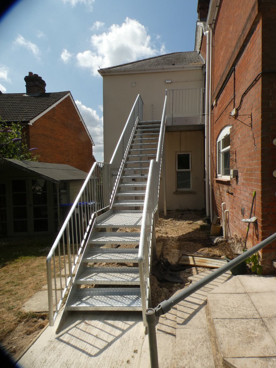 OzweldIntLtd's tweet photo. Here is a galvanised fire escape we designed and installed finished to a high quality, another happy customer! https://t.co/VZh3tajMuu