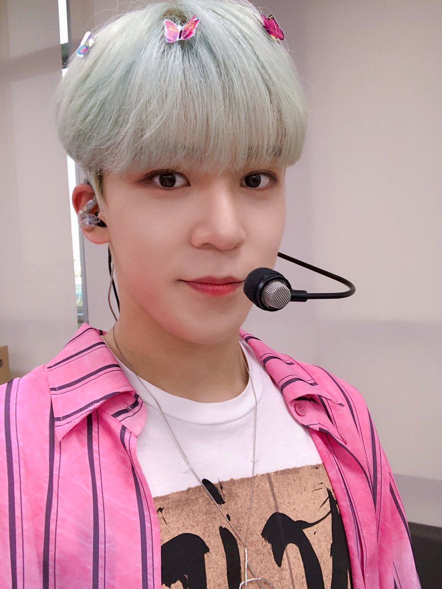 ATEEZofficial's tweet photo. [#윤호] 오늘 에이티즈의 날갯짓 어땠나요옹~~??>< 언제나 우리 에이티니를 위해💕 언제든지 달려가고💪 날아갈 준비가 되어있답니다❤️❤️❤️
#ATEEZ #에이티�� https://t.co/K3V3avXCXF