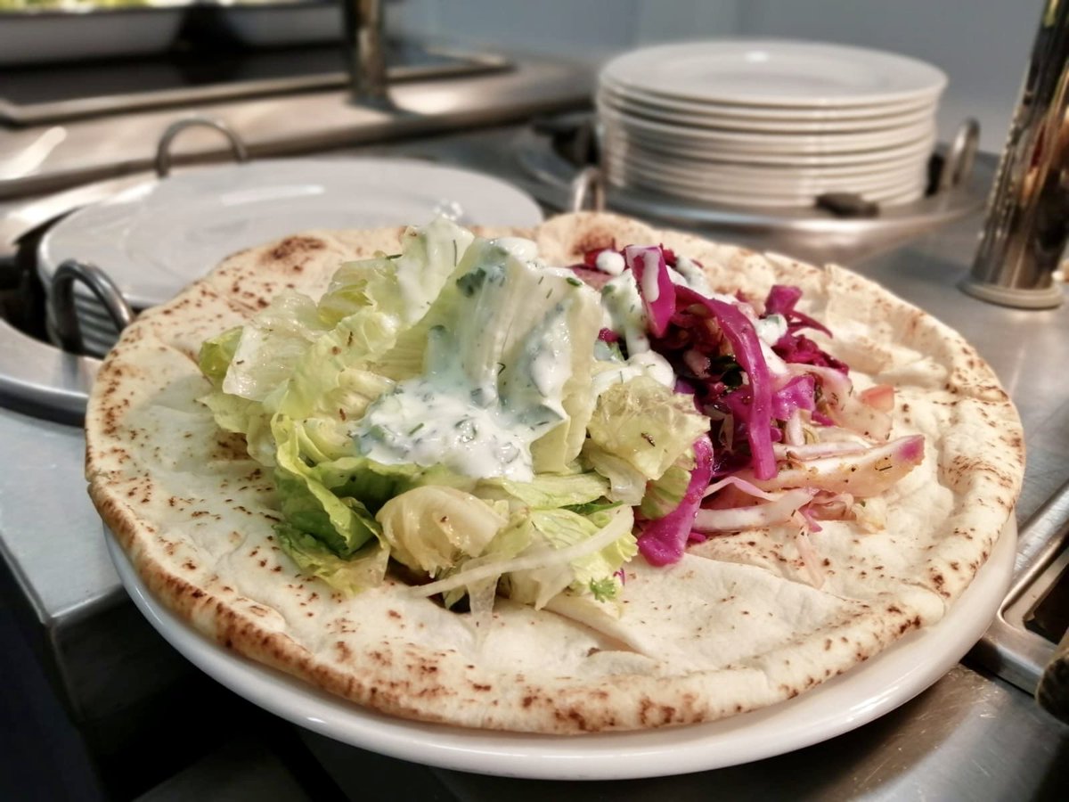 StevenageFoodie's tweet photo. “Braise” Creamy Chicken, Leek &amp; Sweetcorn with Tarragon with Green Beans &amp; New Potatoes or Warm Flatbread with either Marinated Chicken Thigh or Halloumi with Salads @elioruk @marcuselbourne @msmith_cole @AndyFergy39 @Davebrett11 #EliorFoodie #TeamStevenage https://t.co/3CmjjJsDIy