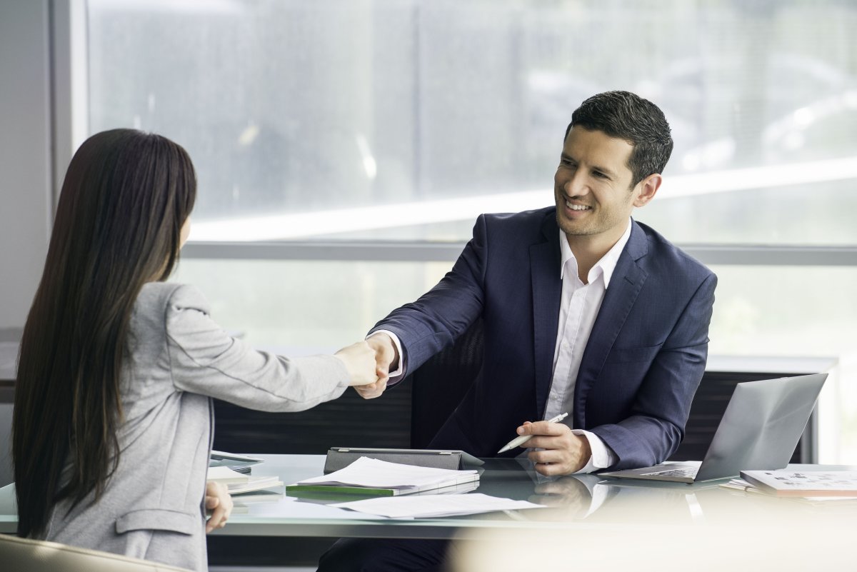 Деловой этикет. Переговоры с партнерами. Общение с клиентами и партнерами. Деловое интервью. Общение с клиентами и партнерами.