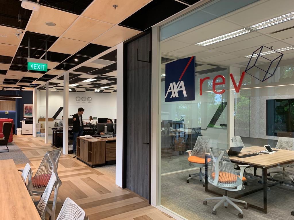 Happy to welcome Pak Tiko, CEO of <a href="/bankmandiri/">bank mandiri</a>, Pak Hery, Pak Toto Prasetio &amp; Pak Sunarto at <a href="/axa/">AXA</a> #REV in Singapore 🇸🇬, our division dedicated to #data, #digital #platforms &amp; emerging #technologies. #Future of #Bancassurance #Fintech #insurtech <a href="/AXA_Mandiri/">AXA Mandiri</a> <a href="/thomasbuberl/">Thomas Buberl</a> #AXA
