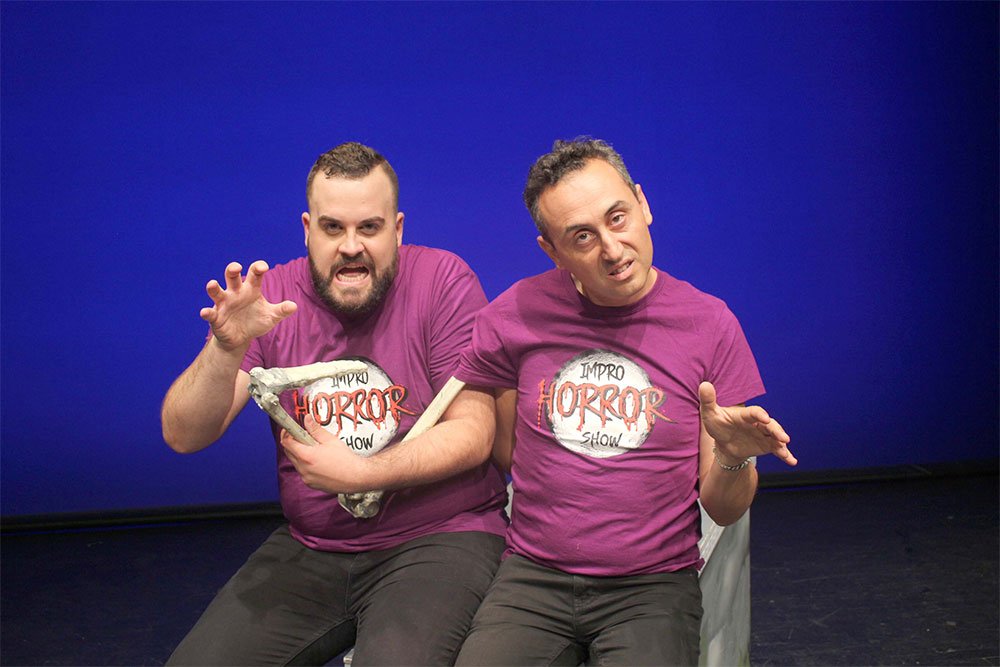 PLANETAIMPRO's tweet photo. ¡Amigxs de #Cornellà!
Nos vemos este sábado en el marco de #NitsEstiuCornella 🌙 con #ImproHorrorShow 🦇
📆 Sábado 20 de julio
🕙 22h
📍 Plaça del Pallars
@QFerACornella @apropcornella #improshow #planetaimpro https://t.co/wVafPYfXP1