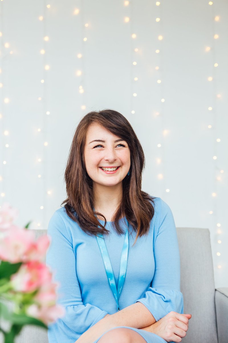 Congratulations to Speech Therapy alumna <a href="/fayesavory/">Faye</a> who received the Distinguished Alumni Award this morning. Faye is also known as the Chief Sender of Hugs for her business <a href="/BearHugsGifts/">BearHugs</a> #ShefUniGrad