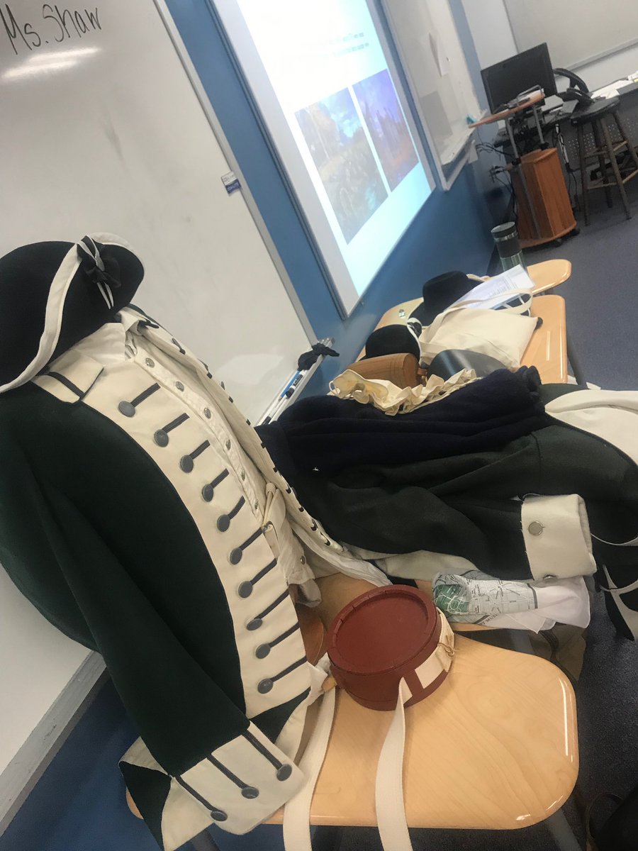 beemer_ed's tweet image. I forgot to send this out on Friday, Mr. Krainess and Ms. Snowden’s Life Skills classes saw a great presentation by the Marine Corps Museum about how our community has changed!
#LRMSsummerschool #PWCSsummerschool
