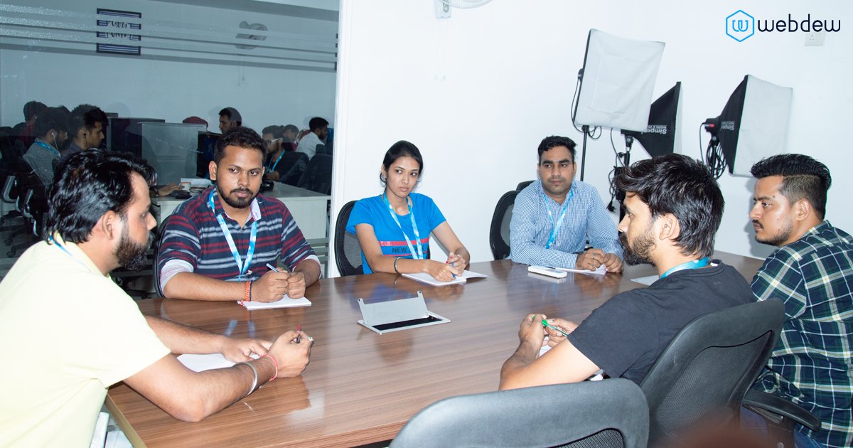 webdew_com's tweet image. Angular Js was the topic of discussion in #tuesdaytraining for the Web development team.

Here are some glimpses.
#webdew
#frondenddevelopment #backenddevelopment #trainingsession