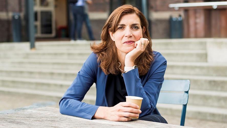 Desirée Uitzetter, BPD/Neprom: ‘Rijk moet regie nemen bij aanpak woningnood’ dlvr.it/R8VtJQ