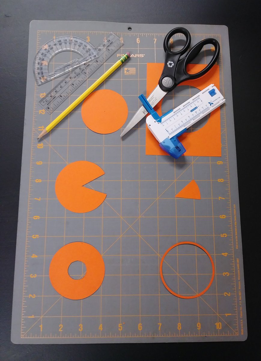 shskaercher's tweet photo. @LearningMaths @Desmos ...and making it real!
#mathmaker https://t.co/kpluI6Tigr