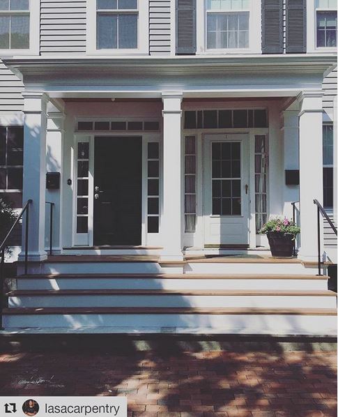 builtbybrosco's tweet photo. #lasacarpentry killed it with this porch renovation - thanks for sharing and proud to be a part of it!!!
#keepcraftalive #CurbAppeal #brosco #builtbybrosco #bostonbuilders #mabuilders #frontdoor #curbappeal #entryway #BostonMA https://t.co/usCUyWynmS