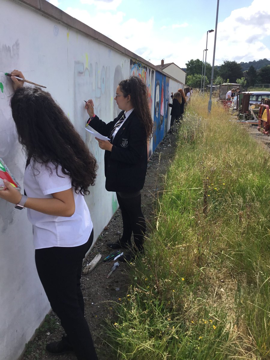 MerchantsAc_Art's tweet photo. @MerchantsAc  10C were feeling very inspired after seeing @JohnDohArt some what controversial art work this morning that they wanted to get out and create their own. #creativity #art #streetart #youngminds https://t.co/O470ek0NKe