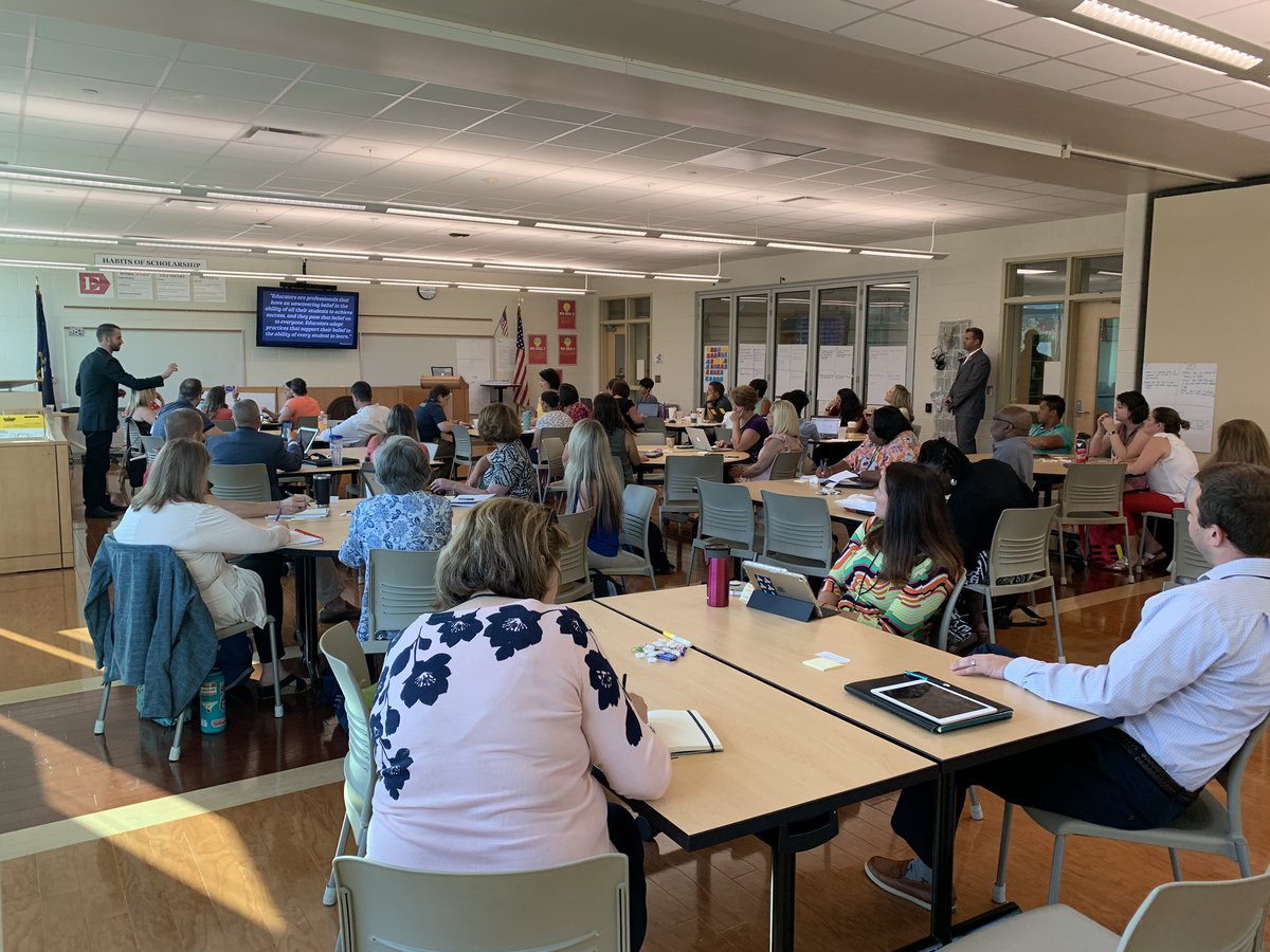 MegHHuggins's tweet image. The guys from @PACE_Schools leading the keynote today on personalizing education for your students. #PaceSummit19 #personalizedSC