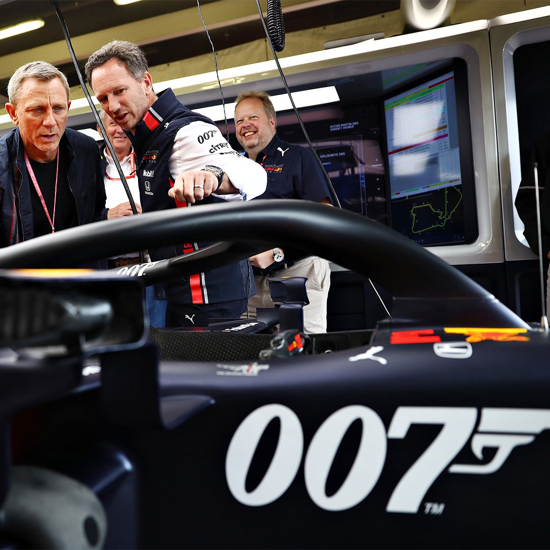 astonmartin's tweet photo. From DB5 to Valkyrie - here are some of the most iconic shots from the weekend's #BritishGP @SilverstoneUK 🇬🇧
#F1007 #LICENCETOTHRILL https://t.co/z77ZxghkIz
