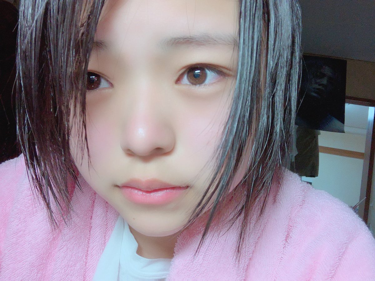 黒澤みお On Twitter 全然ツイートしてなかった お風呂上がり 今日は野球応援で日焼けした Https T Co Dzeg0zavkk Twitter