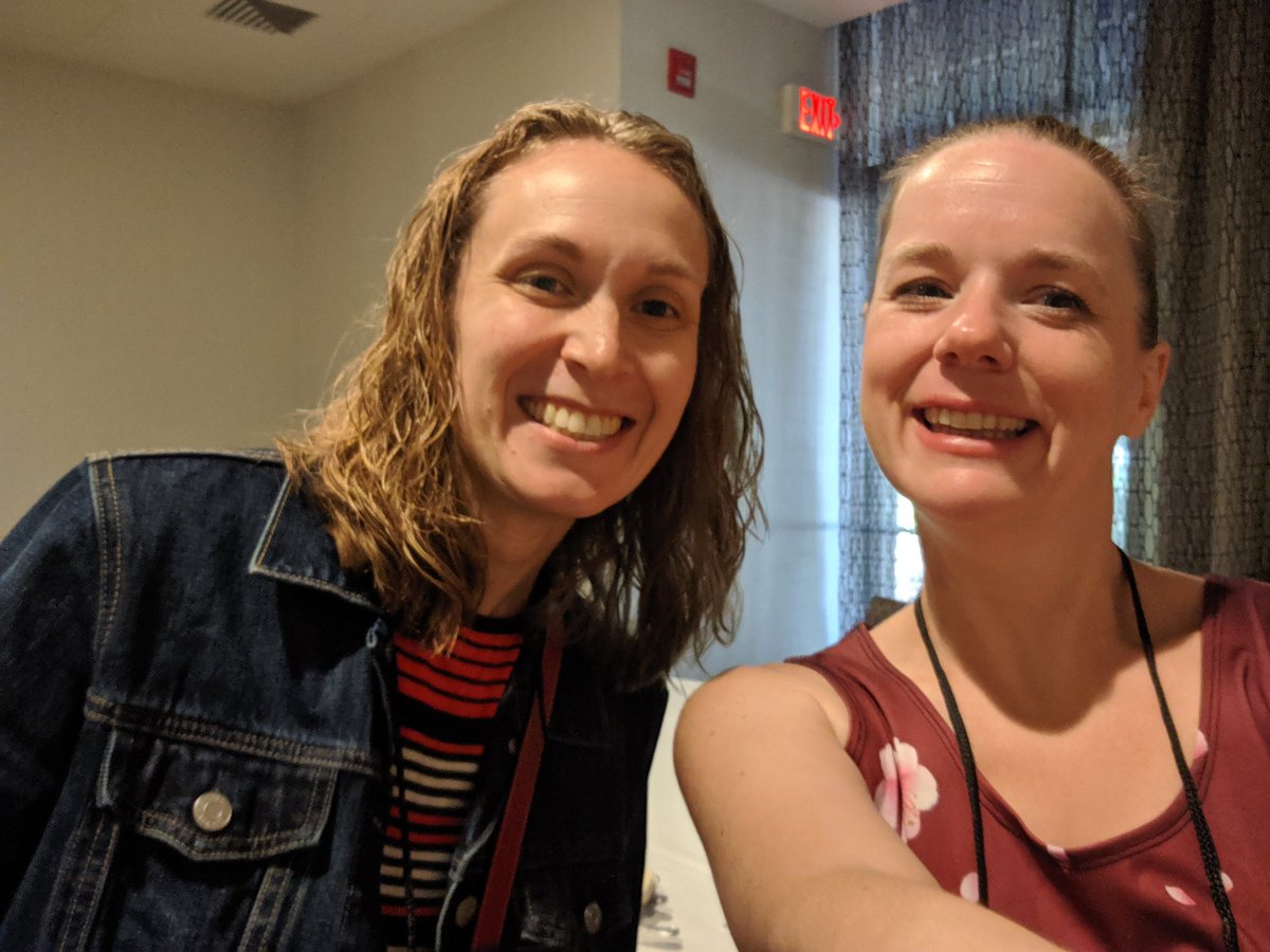 MadameFiorilli's tweet image. Kylene and I communicated through the French Teachers in the US page and then met at the Grand Concours breakfast meeting!! #aatf19