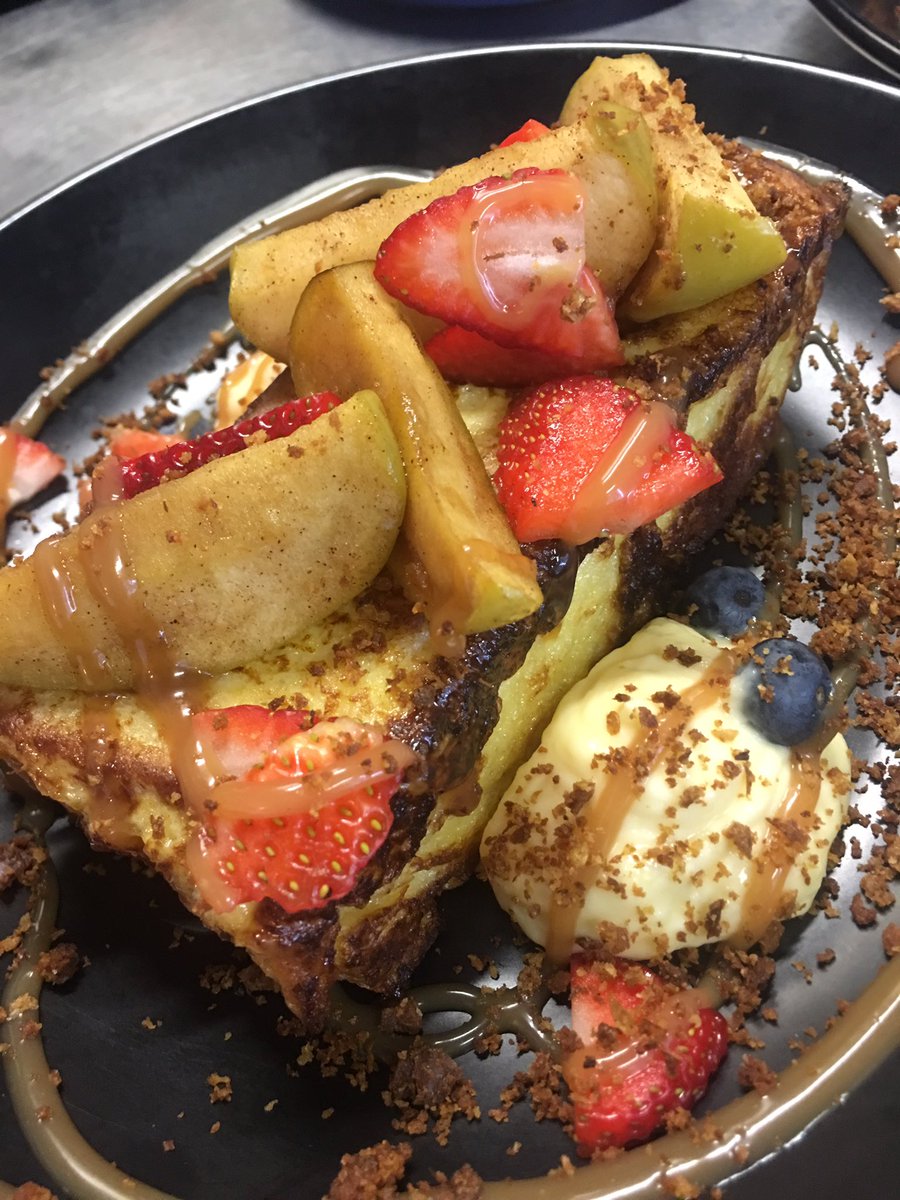 Vaaabi's tweet photo. More food https://t.co/hXPK8kzCn5