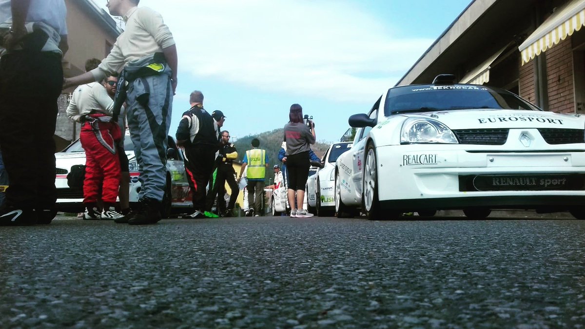 ficrlaspezia's tweet photo. I motori rombano in Val di Vara al 13° Rally Golfo dei Poeti, kermesse organizzata nel weekend del 13 e 14 luglio dalla Bb Competition di Ceparana e dalla genovese Lanternarally #ficr #federcronos #ficrlaspezia #rally #motori #fmi #lanternarally #bbcompetition https://t.co/WY2HPzfpuU