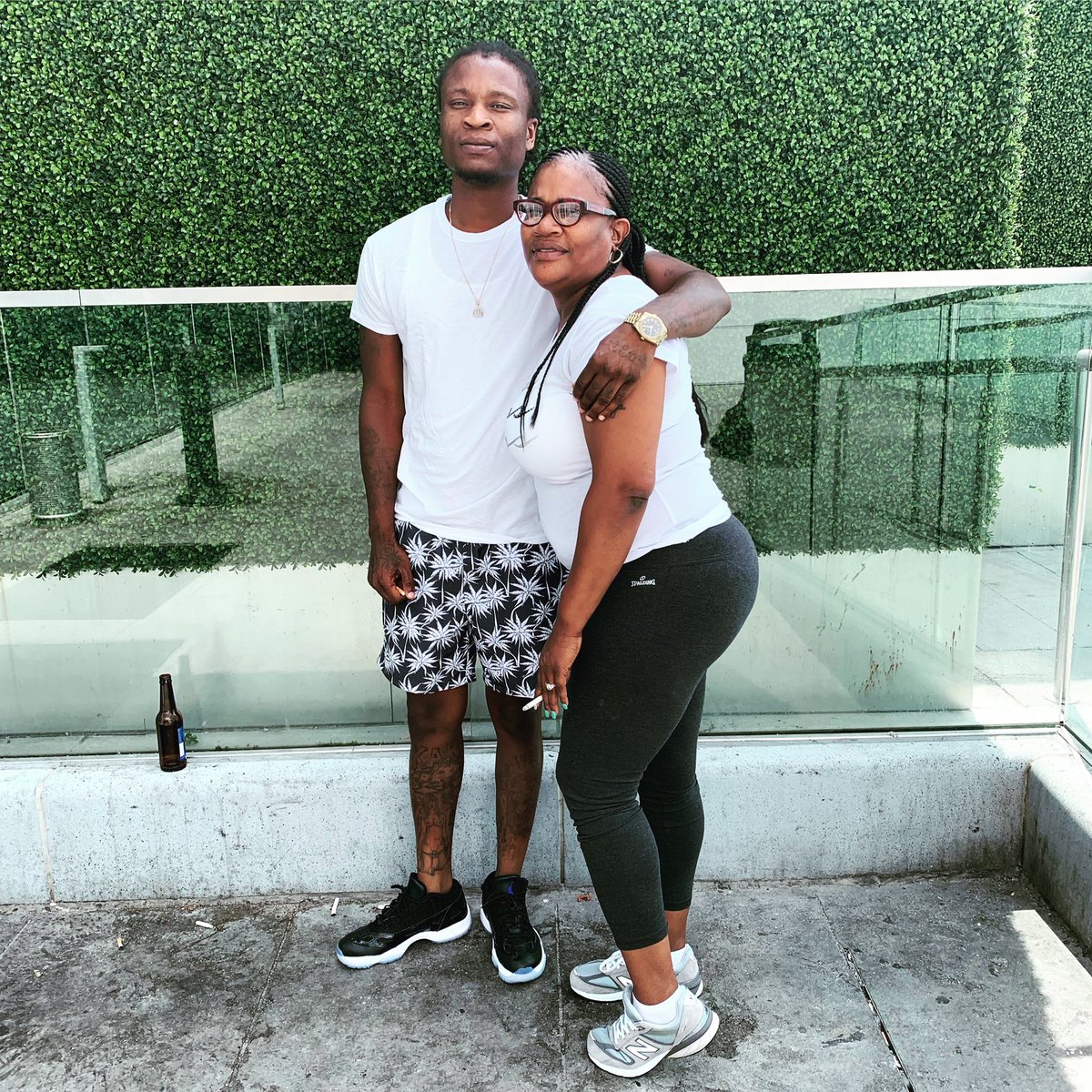 MoopieTrapsAlot's tweet photo. Through It All #MommasBoy https://t.co/cOQCQj764V