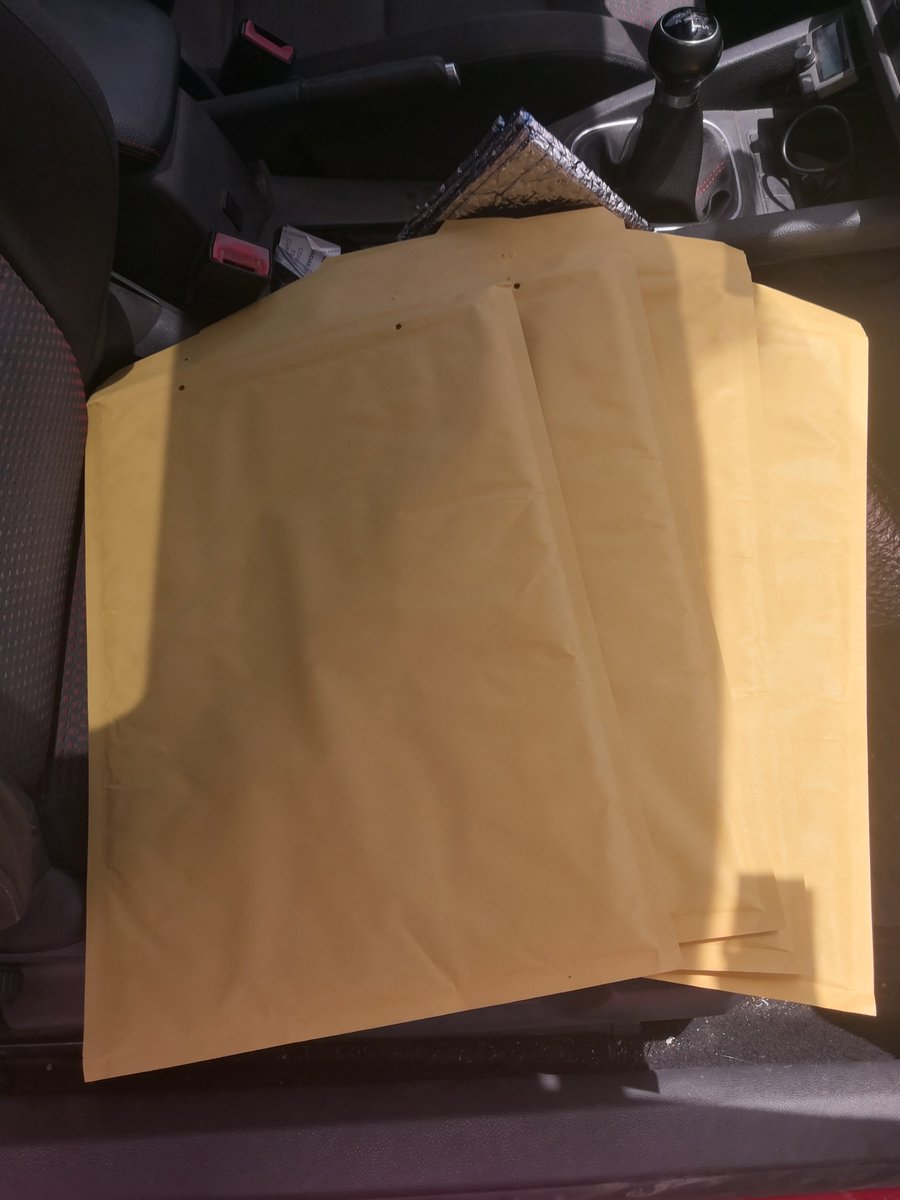 Bueno aqui tenemos los sobre acolchado para terminar con los envíos de los integrantes que faltan @Diamante4224 <a href="/St3el88/">St3el</a> <a href="/tenixin7/">XinTeni</a> @garfield6691 mañana están de camino #roadtokatowice @teamkatowiceec