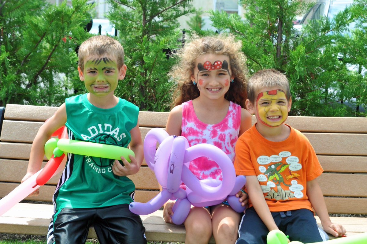 OCNJVacation's tweet photo. Get ready it's FUNtastic Tuesday in Downtown OCNJ along Asbury Avenue! Stop by for free pony rides, face paintings, strolling characters and more from 10am-1pm! #HappiestSeasideTown #OCNJevents2019 https://t.co/wwi3gklkhm